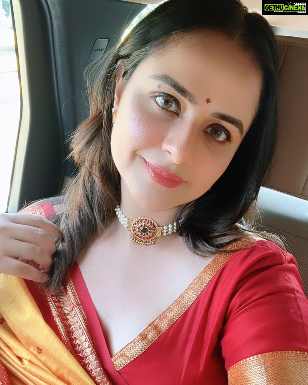 Prachi Tehlan Instagram - 2018 movie success celebration π₯ All about yesterday ! Success celebration of 2018 π₯ congratulations to the entire team. And thank you @venukunnappilly for having me as a guest to honor the team members. It was my privilege. Iβm so happy to see that team @kavyafilmcompany is expanding and making exceptional movies πβ€οΈ TEAM: DOP :@shanu_lensout_ Team : @lensoutmedia Styled By: @styyledbyjoe MUAH: @bushraz_makeupstudio Wearing: @byhand.in Jewellery : @kaya_online_ Location : @lemeridienkochi #2018movie #2018successstory #2018everyoneisahero Le Meridian Kochi