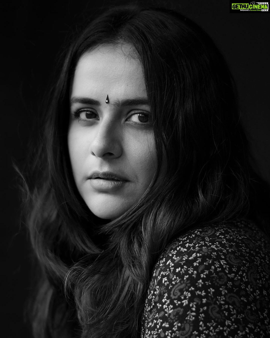 Prachi Tehlan Instagram - Swipe Left- Watch till end π Photo dump from my last visit at Coimbatore @vaidyagramaayurveda π± Cherishing the beautiful 21 days of peace and harmony. I would love to share my journey with you. Itβs all about growing , moving forward, loving, being present, accepting, loving without expectations, and doing everything unconditionally from heart. We as human beings let the ego in our mind overpower the beautiful heart we are gifted with which only understands love and compassion. May you all get the shock of your life sooner to be able to realise the importance of this beautiful journey which begins and goes only towards growth of self. β€οΈβπ©Ήπ πΈ w&b- @prathichaya #satvik #healing #meditation #ayurvedalifestyle #21daysdetoxchallenge #vaidyagramaayurvedahospital Vaidyagrama Healing Village