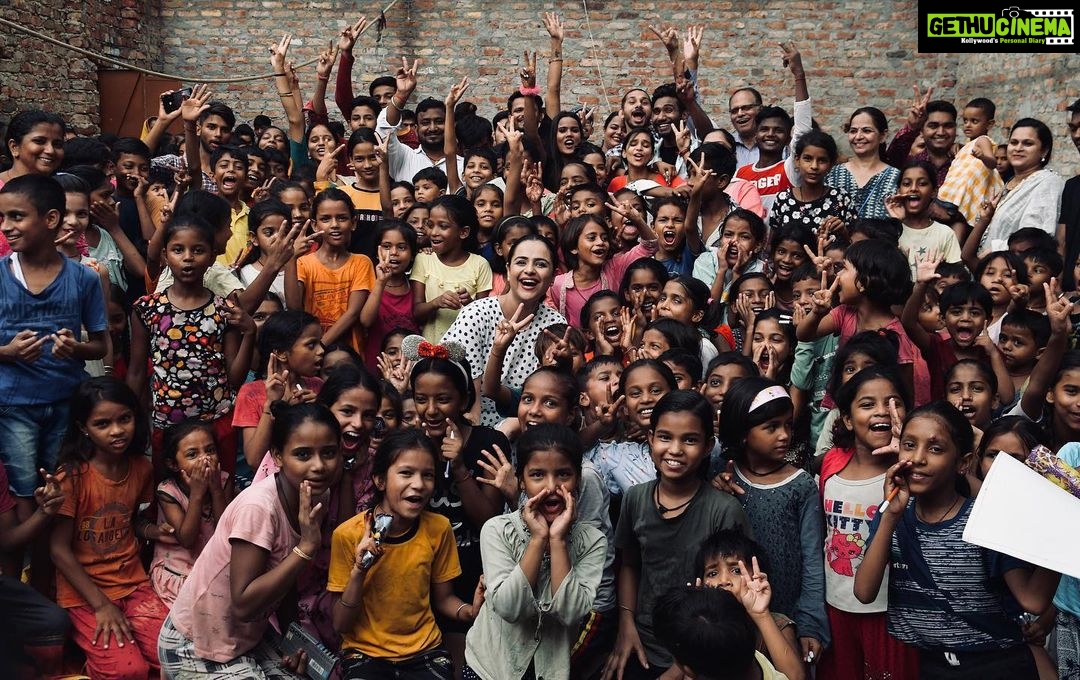 Prachi Tehlan Instagram - Happiness is seeing these beautiful young minds express themselves and enjoy the gift called Life we all are born with ππ₯° #socialwork #socialworker #ngo #love #education #socialworkers #charity #nonprofit #india #community #humanityfirst #support #humanitarianaid #donate #socialworklife #children #PTF #prachitehlanfoundation #socialgood #change #donation #instagood #humanity #help #educationforgirls #children #ProjectSavitri #ProjectVidya Delhi, India