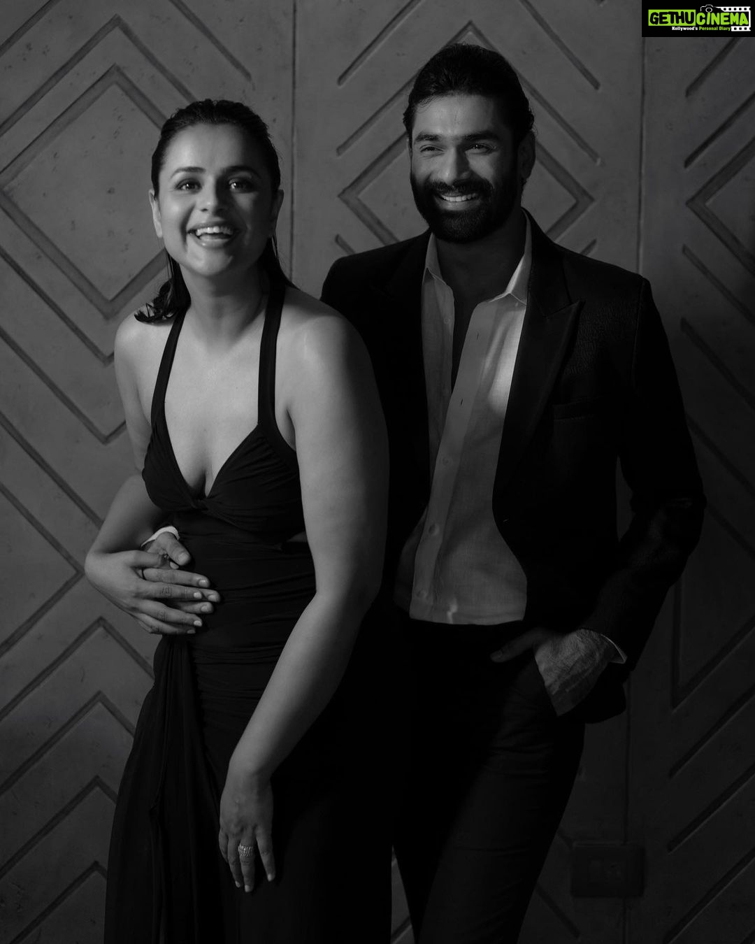 Prachi Tehlan Instagram - My favourite clicks from the shoot styled by my fav @joe_elize_joy β€οΈπ€π€ I canβt wait to kidnap @salmandhaulath again for yet another fun Photoshoot π π @zara___makeover πΈ @jeesjohnphotography π@district7kochi #keraladiaries #partnerincrime #kochi #style #fashion #love #happiness Kochi, India