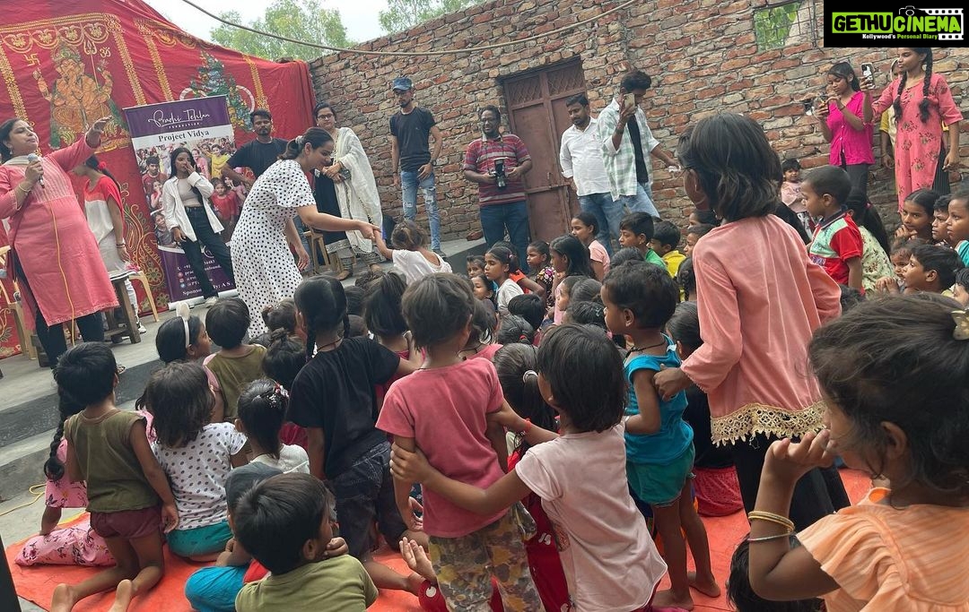 Prachi Tehlan Instagram - Happiness is seeing these beautiful young minds express themselves and enjoy the gift called Life we all are born with ππ₯° #socialwork #socialworker #ngo #love #education #socialworkers #charity #nonprofit #india #community #humanityfirst #support #humanitarianaid #donate #socialworklife #children #PTF #prachitehlanfoundation #socialgood #change #donation #instagood #humanity #help #educationforgirls #children #ProjectSavitri #ProjectVidya Delhi, India