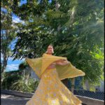 Prachi Tehlan Instagram - I'm the yellow flame that lights up even the darkest of nights 🤩😜 Wearing @sarashiva9 #beingquirky #newyorkdiaries #love #colorofsky #indiangirls #indianoutfit Hicksville, New York