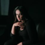 Prachi Tehlan Instagram - The depth of the character is all about feeling it from within. Love my job ❤️ 📸 @aishwaryarupavatharam #actorslife #lifeofanactor #prachitehlan