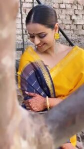 Prachi Tehlan Instagram - New fav song of the town 😍 Shot by @dilshad_stylist_official #instareels #famousinstareels #balmaghodeparkyusawarhai