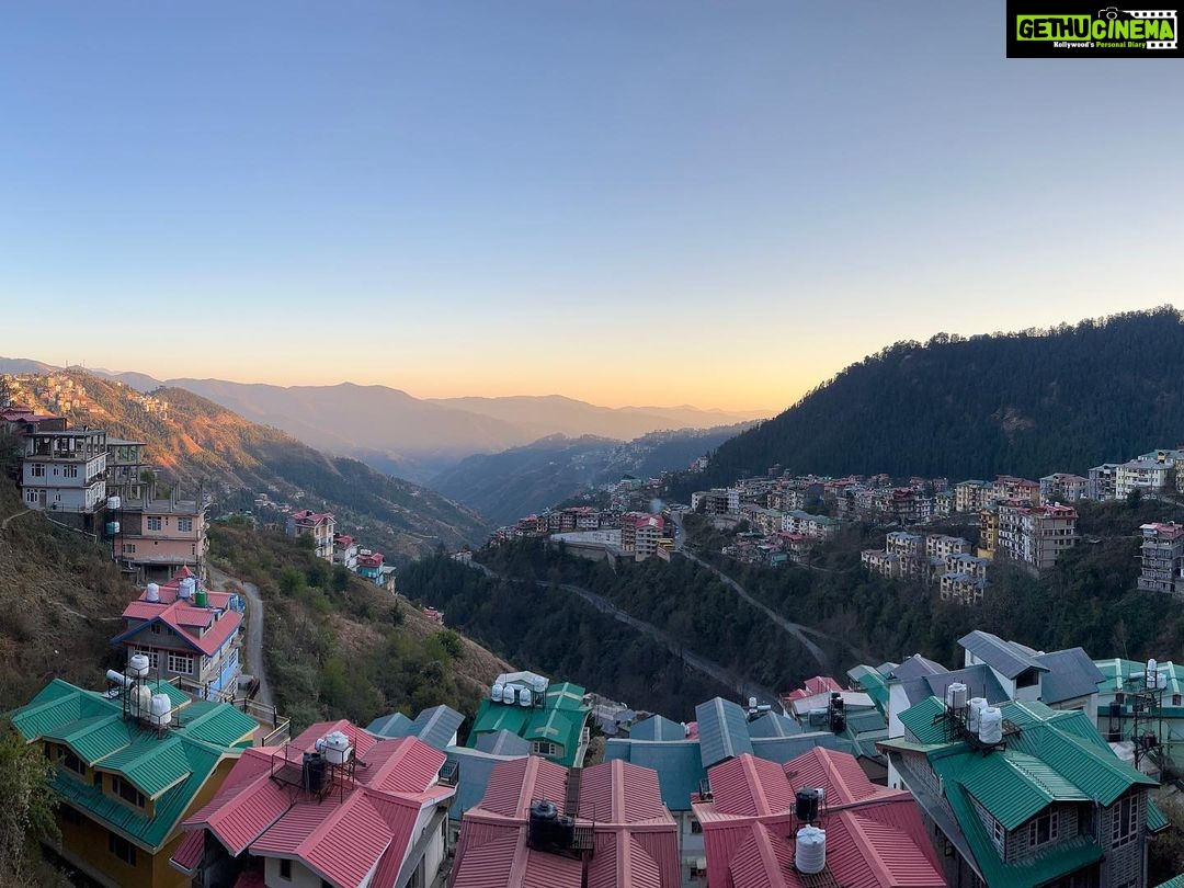 Prachi Tehlan Instagram - #TBT SWIPE LEFT to see the beauty ❤️❤️ we also played the game Spot the house 😍 it was funnnn India 🇮🇳 is beautiful ❤️ love my country #photodump #shimladiaries #roadtrip #photographerinme #iphonephotography #mountainlover #perspective ❤️ Shimla