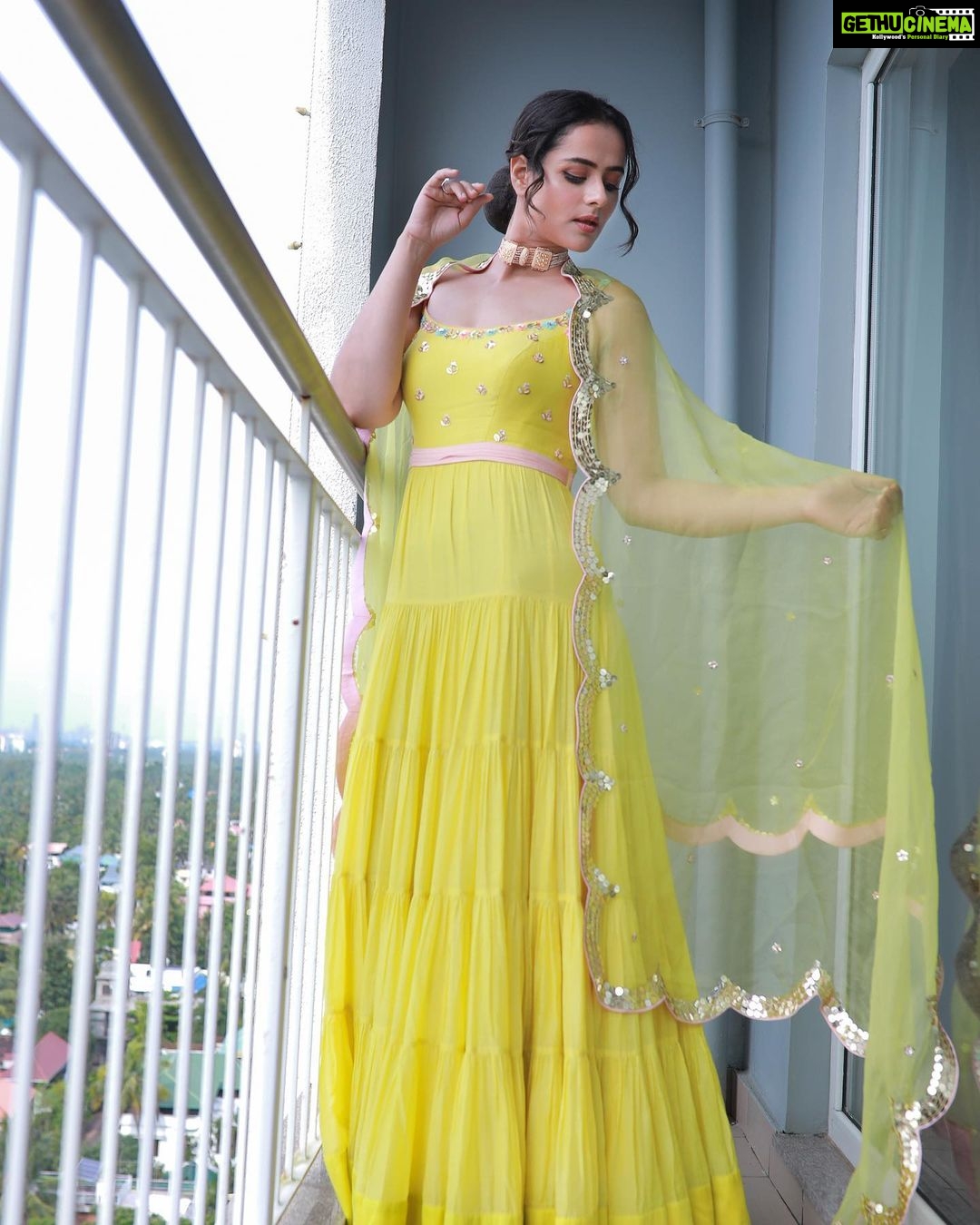 Prachi Tehlan Instagram - They say a person needs just three things to be truly happy in this world: Someone to love, something to do, and something to hope for. Blessed to be the one to have all 3 aligned for me always. ❤️ #blessed #happiness #courage #fightingtheodds