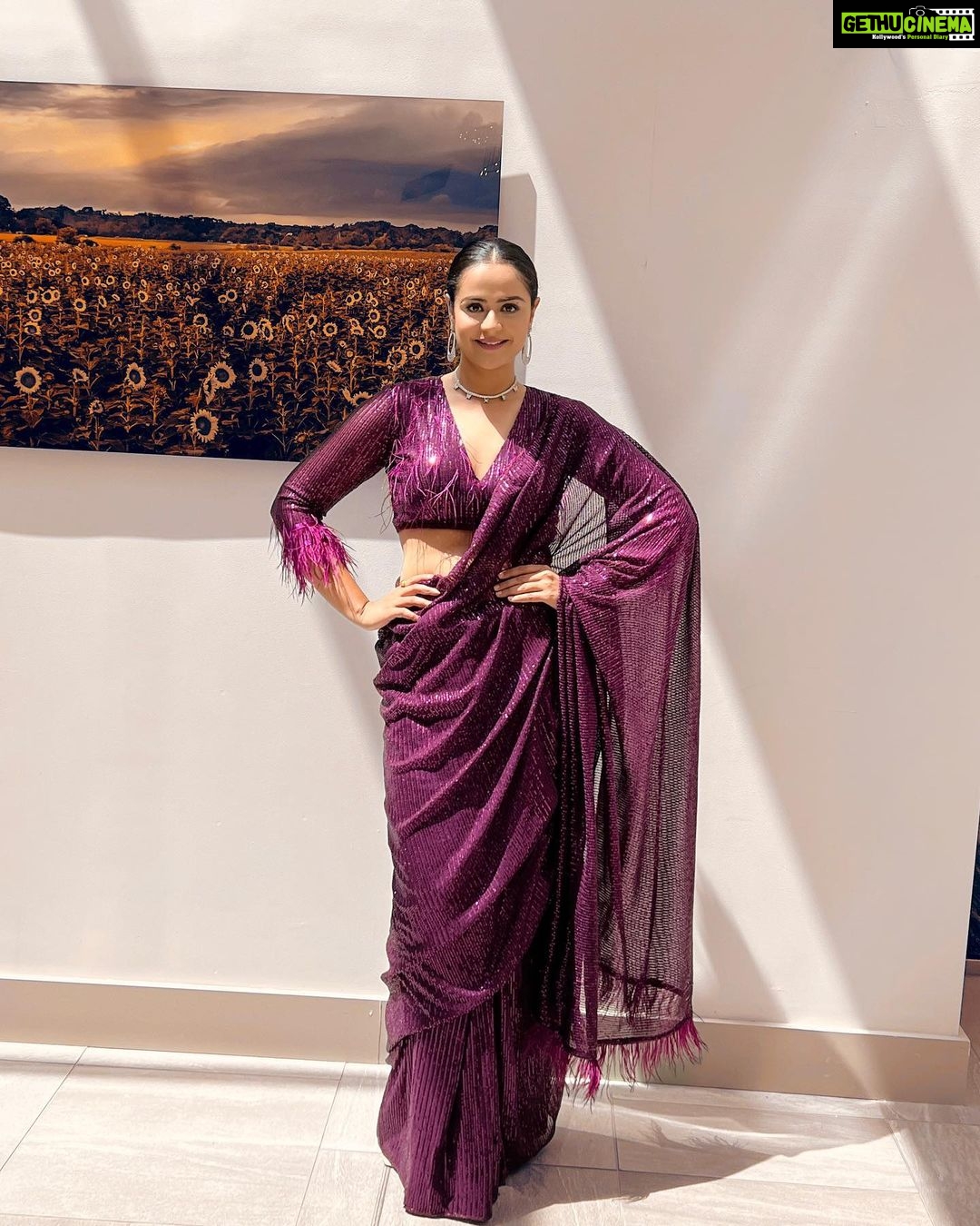 Prachi Tehlan Instagram - 🇮🇳 Styled By: @rishu812 Wearing: @vidhiverma112 Accesorries : @kanika_rana_fine_jewellery #75thindependenceday #grandmarshall #IDP #actorslife #sportsperson #athlete #representingindia Long Island Marriott