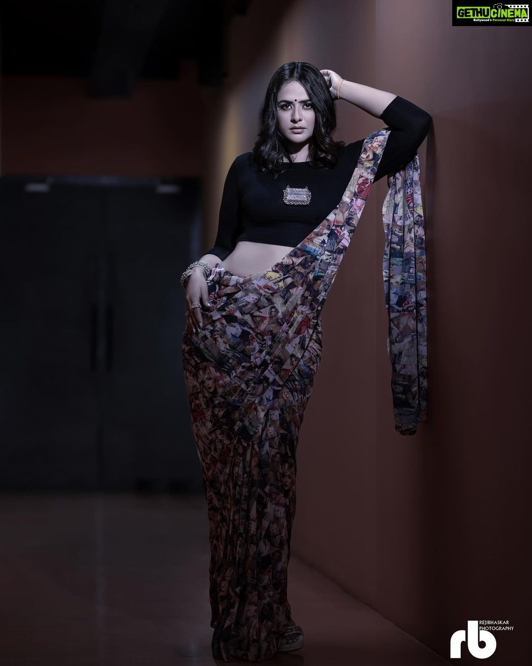 Prachi Tehlan Instagram - Capturing the essence of elegance and grace, #actor @prachitehlan #photo @rejibhaskar_ @canonindia_official #vibewithcanon #canwithcanon #canon #canonphotography #makeupartist @shari_naressh_makeup #stylist @joe_elize_joy