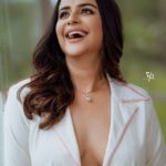 Prachi Tehlan Instagram - 🤍 "Fashion should be a form of escapism, and not a form of imprisonment." @richard_antony_redcloud @jishadshamsudeen @prachitehlan @sam_retouch Kochi, India