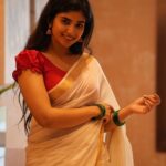 Pragya Nagra Instagram - Yamuna🌺 PC @letstalkmalayalam Location @holidayinn_cochin #keralagirls #malayaligirl #malayalamcinema #malayalammovie #onamsaree #telugugirls #teluguammayi #teluguactress #tamilgirls #telugugirl #telugucinema#tollywood #biggbosstelugu #telugureels #trending #hyderabad #telugustatus #teluguhot #tamilgirl #tamilponnu #telugumovies #telugusongs #telugubgm #samantha #tamilheroine