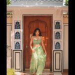 Prajakta Koli Instagram - The mor in my hiwda goes tak thaiyya thaiyya. 🦚 … Wearing @anitadongre 📷- @roverdiaries_