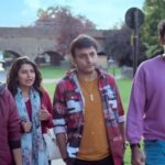 Prajakta Mali Instagram - Trailer of our upcoming ♥️ . @teenadkunsitaram . तीन मित्रांची यारी, स्टोरी एकदम भारी अडकणार की सटकणार.. का नडणार ह्यांचीच अतिहुशारी ?? घेऊन आलो आहोत ‘तीन अडकून सीताराम’ चा भन्नाट ट्रेलर ! #TeenAdkunSitaram #TeenAdkunSitaramTrailer Out Now Link In Bio @suprememotionpicture & @nitinvaidyaproductions Presents @teenadkunsitaram #तीनअडकूनसीताराम #TAS #TASon29Sept Written & Directed By- @hrishikesh0304 Story & Screenplay- #HrishikeshJoshi @tejas.ranade.14 Producers- #LalasahebShinde @rlshinde101 #NitinPrakashVaidya Starring- @vaibhav.tatwawaadi @sankarshankarhade @alokrajwade @prajakta_official @ingale_anand #HrishikeshJoshi @thesameerpatil @vijaynikam4761 @mahesh_patwardhan_uk @sa_ch_in @gaurii_deshpande @carlospaca_official @giddyheights jraiofficial Executive producer - @i.am.ldk DOP - @salunke.amol Music - @agnelroman @ksinamdar Lyrics - @vaibhavjosheeofficial Music Label - @everestentertainment Choreographer- @phulawa BGM - #KaushalInamdar Editor - @guru.patil_10 @memaheshk Post production supervisor - audipratik4 Marketing & Publicity - @shashankkulkarni31 Publicity Design - @lokisstudio Digital Agency - @vizualjunkies PR - @amrutamane48 #AvadumberEntertainments Visual Promotion- @promobox.studios Distributor - AP Communications ( #AjayPhutane )