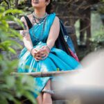 Prajakta Mali Instagram - ह्रदयी प्रीत जागते.. जाणता अजाणता….. . #म्हाळसा #चांदी १- #बेलपानटिक #जोंधळेमणीगुंड #कोयरीतोडे #कुडी #बाजूबंद #गुलाबकाटा २- बुगडी #नथ #पुतळीहार #मोहनमाळ #गहूतोडे #गजरीपैंजण ३- गजरीपैंजण ४- कंबरपट्टा #प्राजक्तराज #prajakttamali @♥️