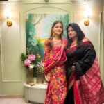 Prakruti Mishra Instagram - All those sleepless nights and your every effort of making me laugh by your humour , the back pats and the amazing food everything healed me super fast , I would say it in my words “just bou things “ but they are actually “just god things” I don’t know what I would have done without you by my side and this difficult phase we went through has made me realise a lot of things most importantly that I ain’t always right 🤭, I need to drink lots of water and to never ever neglect health issues 🏥 Okay now take good care of yourself and jaldi dekha haba ♥️🤓