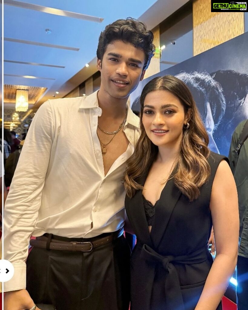 Prakruti Mishra Instagram - At the premiere of “The Railway men” on @netflix_in Produced by @yrf 👏🏼 “Less talk more action “ This is how i would describe my experience after watching “Therailwaymen” which is based on the #bhopalgastragedy . . . Get ready to witness some amazing performances by your favourite stars ✨ @kaykaymenon02 @babil.i.k @actormaddy #therailwaymenonnetflix #yashrajfilms #prakrutimishra PVR ICON: Infiniti Mall