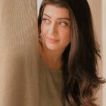 Pranitha Subhash Instagram - Bangalore Rains and this Song 🎵 have my heart ❤️ What’s your favourite retro song? (In any language - Kannada Telugu Tamil Hindi )
