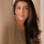 Pranitha Subhash Instagram - Bangalore Rains and this Song 🎵 have my heart ❤️ What’s your favourite retro song? (In any language - Kannada Telugu Tamil Hindi )