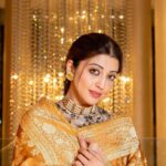 Pranitha Subhash Instagram - In @sabyasachiofficial ✨ At the @jwmarriottblr