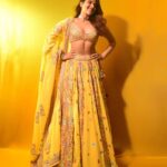 Pranutan Bahl Instagram - kick starting diwali szn 🪔✨💛 see you @manishmalhotra05 ♥️ Styling: @stylebykarishmaa Make up: @shankarsawantmakeup Hair: @sunny_hairr @kavitaparmar_makeup_hair Outfit: @sukrtiandaakritiofficial Necklace: @karnikajewelshyd @ascend.rohank Bangles: @ishhaara @ascend.rohank Ring @sangeetaboochra @aquamarine_jewellery Photography: @sarrikaaaaaa