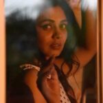 Prarthana Behere Instagram - Monday moods … 🤍♾️ . @sarrikaaaaaa @ishansupriyamilind