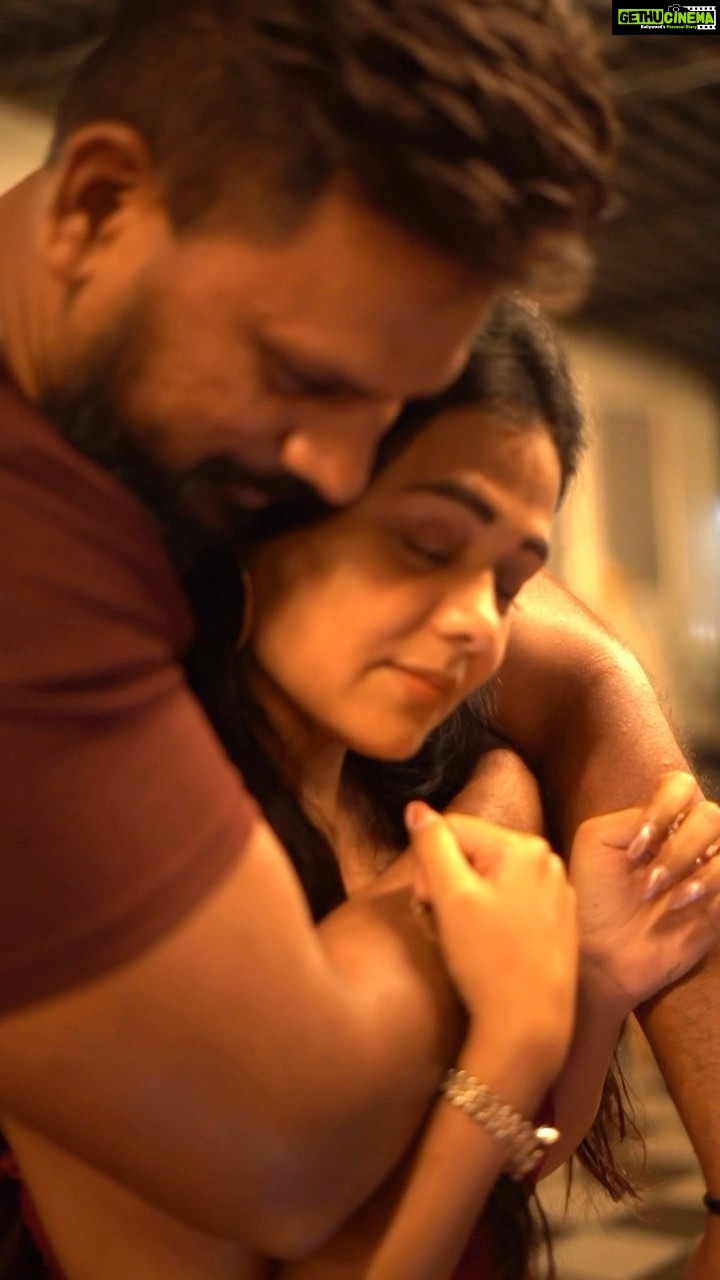 Prarthana Behere Instagram - She : SAME DAY SAME TIME β¦ 6 years ago..( jab we met ) β¦π #lifeisbeautifulwithyou He : With you the sun is brighter, the moon is prettier. Thank you for making me a part of your life. Thank you for just being you. Thank you for dealing with me like no other. Thank you for decorating me to the best possible manner. The last 6 years have been the greatest and when I look back, all I can feel is LUCKY. I love you the most Tumpu @prarthana.behere