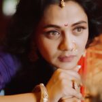 Prarthana Behere Instagram - बैरी पिया बड़ा बेदर्दी दिल का दर्द ना जाने, सौदाई हरजाई, ज़ुल्मी, राम दुहाई 🤍♾️ . Makeup By:- @mua_prachisabale Jewellery By:- @jizajewellerystudio Video @pscreativefactory Photographer:- @gauravk6677 Outfit @zartaricouture Location @sumbaran_mystic Shoot organised by @jizajewellerystudio