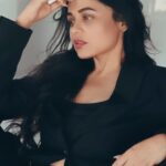 Prarthana Behere Instagram - 🖤🤍🖤🤍🖤 . @sarrikaaaaaa @ishansupriyamilind @sakshi_stylist