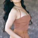 Prarthana Behere Instagram - 🤎 I’m into something Good . @ishansupriyamilind @sarrikaaaaaa @sakshi_stylist #happyme #prarthanabehere #photoshoot #newme #lifeisbeautiful #happiness💕 #💕♾️ #iamintosomethinggood