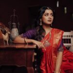 Prarthana Behere Instagram - ❤️ . Makeup By:- @mua_prachisabale Jewellery By:- @jizajewellerystudio Video @pscreativefactory Photographer:- @gauravk6677 Outfit @zartaricouture Location @sumbaran_mystic Shoot organised by @jizajewellerystudio