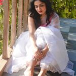 Prarthana Behere Instagram - 🤍🌸 . @ishansupriyamilind @sarrikaaaaaa @sakshi_stylist #lifeisbeautiful #happiness #photoshoot #newme #happyme #prarthanabehere