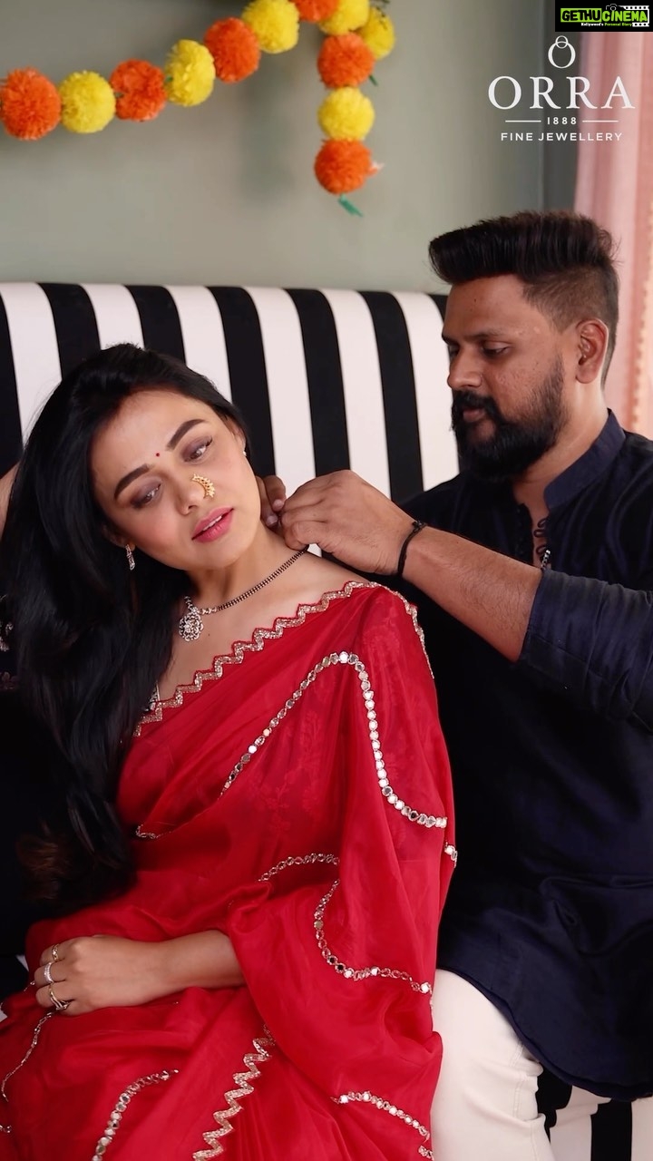 Prarthana Behere Instagram - This Gudi Padwa @abhishekjawkar surprised me by gifting me my most prized posession and a symbol of our LOVE a Diamond Studded Mangalsutra from @orrajewellery’s New Gudi Padwa Mangalsutra Collection which will be available at all ORRA stores. You can get up to 25% discount* on diamond jewellery collection & can also avail 0% interest* EMI facility during Anniversary Sale starting from 17th March 2023. Do visit your nearest ORRA stores. Comment below and tell us what you think about my Padwa Look and tag your Partner below, 3 Lucky winners who tag their partners and tell us who you want to gift this collection can win exciting prizes*. Wishing You all a Very Happy Gudi Padwa from Me and My Family!! *TnC Applied! #ORRAJewelery #GudiPadwa #AnniversarySale #ORRA #DiamondDestination #FineJewellery #Mangalsutra #Earings #Necklace #Rings #DiamondJewlery #DiamondSale #DiamondandGold #GiftingJewelry #coupleGoals #ADiamondDestination