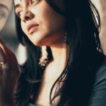 Prarthana Behere Instagram - यह बाज़ी तो हारी है सौ फ़ीसदी…. 💕 . #thissong #lyrics #songlyrics #happyspace #mytime #happiness #lifeisbeautiful #💕♾️