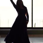 Prarthana Behere Instagram - Once upon a time “ DANCE “ was my passion…. And now after ages I have tired dancing once again… ♾️ . #bharatnatyam #❤️ #dancetofeelhappy #itsafeeling✨ #expression #dancereels #dance #happylife #happymood #happyme #dancepractice #practicepracticepractice #song #happiness #practiceafterages #lovedancing #bharatnatyamdance #mypassion #prarthanabehere