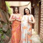 Prarthana Behere Instagram - We नारी ..... 1st look. Orange colour- The colour that gives you hope that the sun will set only to rise again. Saree 1 :- referenced as WNO 1A, features a delightful chiffon fabric adorned with self-sequencing and an enchanting orange flower motif, creating a perfect blend of tradition and modernity. Saree 2 :- WNO 1B, crafted from luxurious satin silk. Its graceful orange base serves as a canvas for the captivating pink flower motifs, adding a touch of sophistication to your Navratri celebrations. SAREES ARE EXCLUSIVELY AVAILABLE IN KASAB STORE ,THANE from DUSHERA 😇🙏🏻💜 Special thanks to the team: Manager: @sakshi_stylist Shoot managed and designed By : @jizajewellerystudio 🙏🏻 Mua @mua_prachisabale 😘 Jewellery @jizajewellerystudio 😍 Captured by @gauravk6677 @akshaykumbhar_photography❤️ Draping by @nilam_art1687 🤩 location @bambooandbricksresort 😇 #prarthanabehere #pallavibhide #weनारि #wenaari #wenaarisaree #benaariwenaari #benaari #happiness💕 #newbrand #sareebrand #sareecollection #oursareestory #sareelove #sareelover #saree #wethewomen #sareestyle