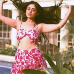 Prarthana Behere Instagram - Fly life on free wings 💕♾… . ❤️ 📸 @munnasphotography 🎥: @prashant.photography 👗 @styledbyshakti 💄 @shinejanarthanan 💇‍♀️ @ishansupriyamilind 📖 @sakshi_salvi Outfit- @therapyclothing.in #lifeisbeautiful #newme #newyear #newlook #newphotoshoot #happiness #happyme💜 #💕♾