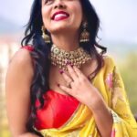 Prarthana Behere Instagram – Saree : WE नारी 🧡💛❤️
Jewellery: @akshat_jewellery 
#sareelove #festivallook #weddingcollection #newcollection #wenaari #weनारी #wenaarisaree #sareelove #sareecollections #mybrand #prarthanabehere 
SAREES ARE AVAILABLE IN KASAB SAREE STORE, THANE @kasab_thane 
@we_naari @bhide.pallavi @sakshi_stylist