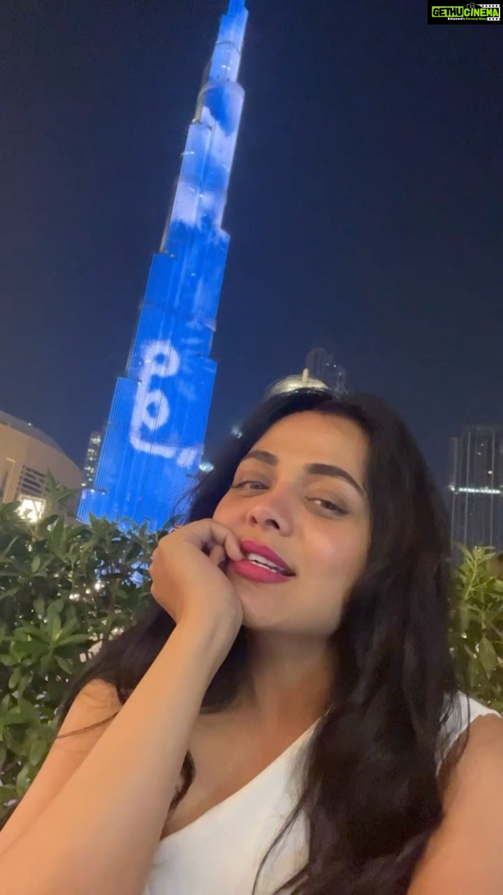 Prarthana Behere Instagram - Are you happy in this Modern world ??!! . #lifeisbeautiful #💕♾️ #prarthanabehere