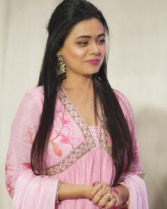 Prarthana Behere Instagram - 🌸🌸🌸
Stylist -  @style_by_pradnyaaaaa__
PR - @digitallydiksha
OUTFIT - @scakhi
Event by : @gayatrijain555_