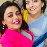 Prarthana Behere Instagram - Okay, so doing this with #tumpa was not so much fun…because to make her sync is a challenge 🙈 Checkout till then end, to know what I mean 🫣 P.S. I still love you 😘 #sonaleekulkarni #prarthanabehere #mitwaa #trending #love #bffs #bestfriends #friendship #friendsforever 🧿