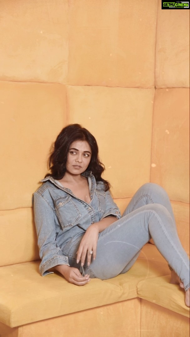 Prarthana Behere Instagram - Monday moods … 💕♾️ मगर लगता है कुछ ऐसा हम्म हम्म हम्म मिल गया . #happyme #lifeisbeautiful #happiness💕 #prarthanabehere #mondayblues