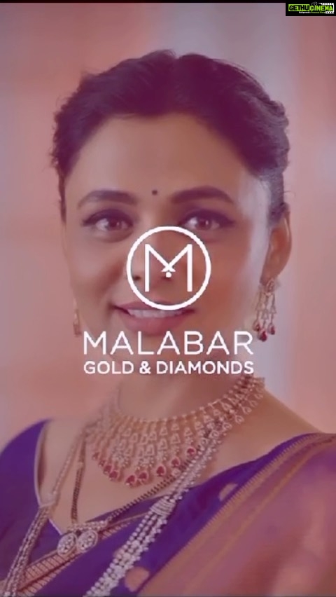 Prarthana Behere Instagram - Shine ✨ with @malabargoldanddiamonds . #prarthanabehere #malabargoldanddiamonds #jewellery #puregoldjewellers #brandambassador #marathimulgi #marathilook #mangalsutrafestival #happiness #💕♾️