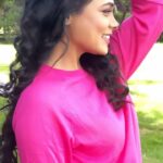 Prarthana Behere Instagram - 💕♾️ This song 🎵 🥰🥰 . #happiness #happyme #lifeisbeautiful