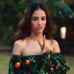 Priya Banerjee Instagram - Unlocking my inner Picasso n one funny face at a time… 🎨🤪 #sunsathiya #BTS YT link- https://youtu.be/ZQAEl-ZMR8g
