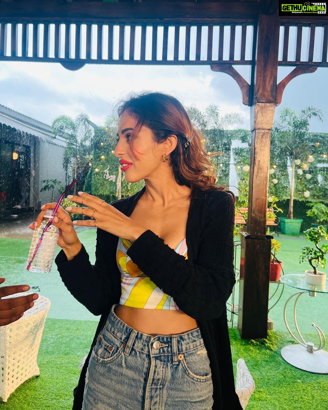 Priya Banerjee - 13.6K Likes - Most Liked Instagram Photos