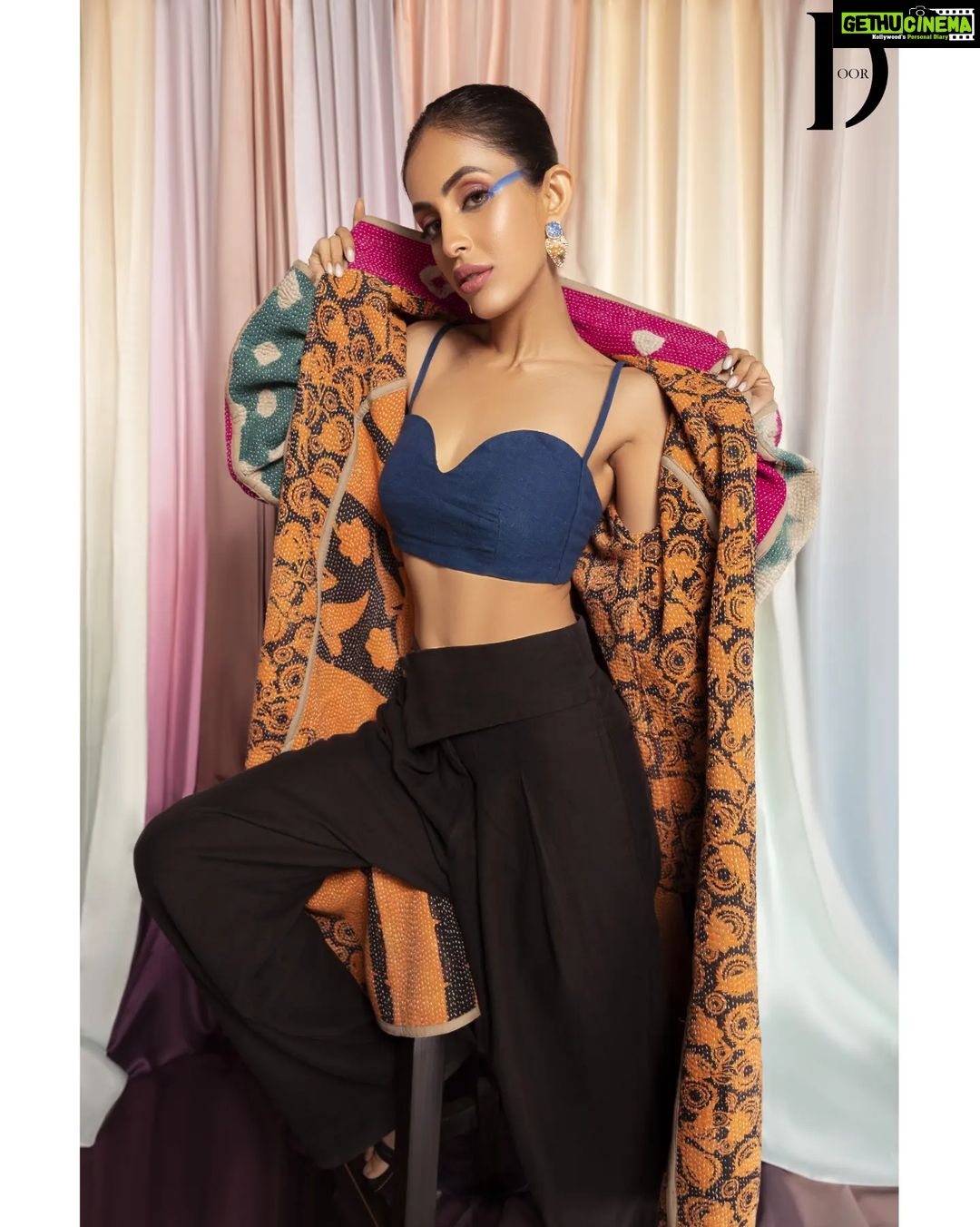 Priya Banerjee Instagram - Never out of Style ππ @priyabanerjee Magazine @thedoormagazine Featuring @priyabanerjee Photographer & Creative Director - @dhruv_vohraphotography Editor at Large & Fashion Director - @jennet_david_william Makeup & Hair - @ankitamanwanimakeupandhair Assistant Stylist - @sreevardhan_keto Assistant Photographer - @b.runphotography Artist management @bling_entertainment Studio @blackframesstudios Post production - @rahuleditingstudio Jacket @harkoinyc Bralette and Trouser @shafaque_official Bag @perked.in Jewelry @sollakdesigns Background curtains @drape_story #thedoormagazine #priyabanerjee