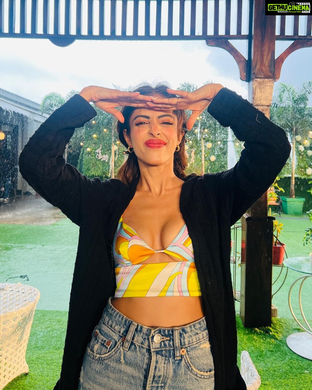 Priya Banerjee - 13.6K Likes - Most Liked Instagram Photos