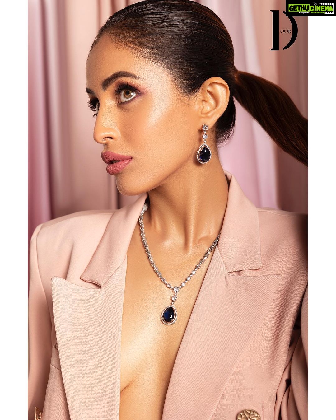 Priya Banerjee Instagram - Channelling my inner Boss Barbie ๐ Magazine @thedoormagazine Featuring @priyabanerjee Photographer & Creative Director - @dhruv_vohraphotography Editor at Large & Fashion Director - @jennet_david_william Makeup & Hair - @ankitamanwanimakeupandhair Assistant Stylist - @sreevardhan_keto Assistant Photographer - @b.runphotography Artist management @bling_entertainment Studio @blackframesstudios Post production - @rahuleditingstudio Outfit @shop.dlanxa Bag @perked.in Jewelry @sollakdesigns Background curtains @drape_story #thedoormagazine #priyabanerjee
