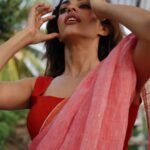 Priya Banerjee Instagram – Shubho ashtomi 🌺