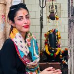 Priya Banerjee Instagram - What a powerful and surreal experience. Thank you for having us Maa. Joy Maa 🌺❤️ #kalighat 🙏🏻 Kalighat - কালীঘাট