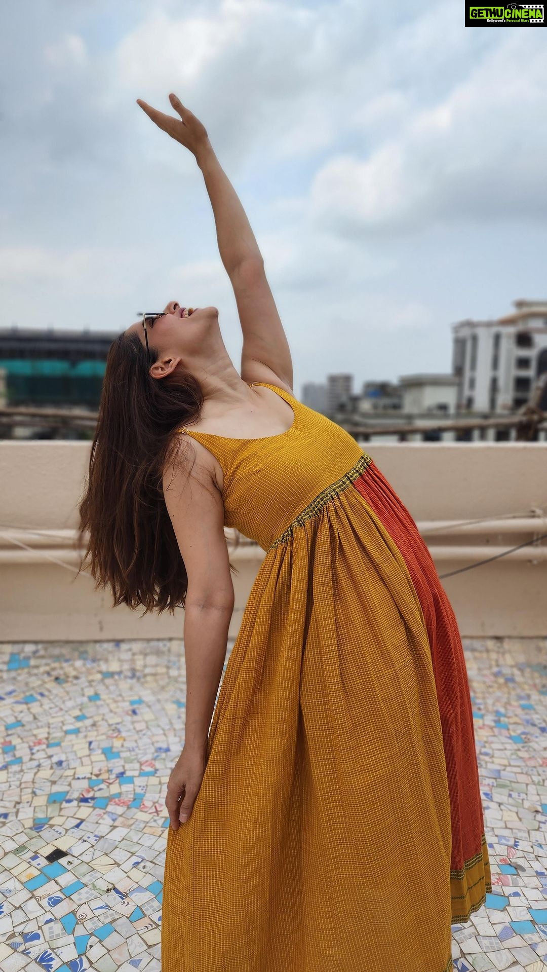 Priya Bapat Instagram - Living that comfy cotton life! 🌼 Easy-breezy handloom vibes for the win! 👗@sawenchi #CottonCuteness #casualchic #sawenchi #newcollection #casualwear